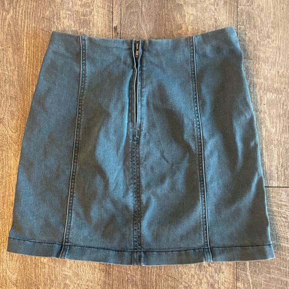 Women’s Sadie and Sage Skirt Size Small - Picture 3 of 5